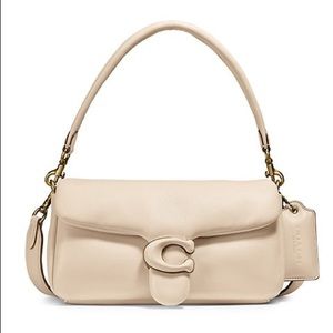 Coach pillow tabby 26 in ivory